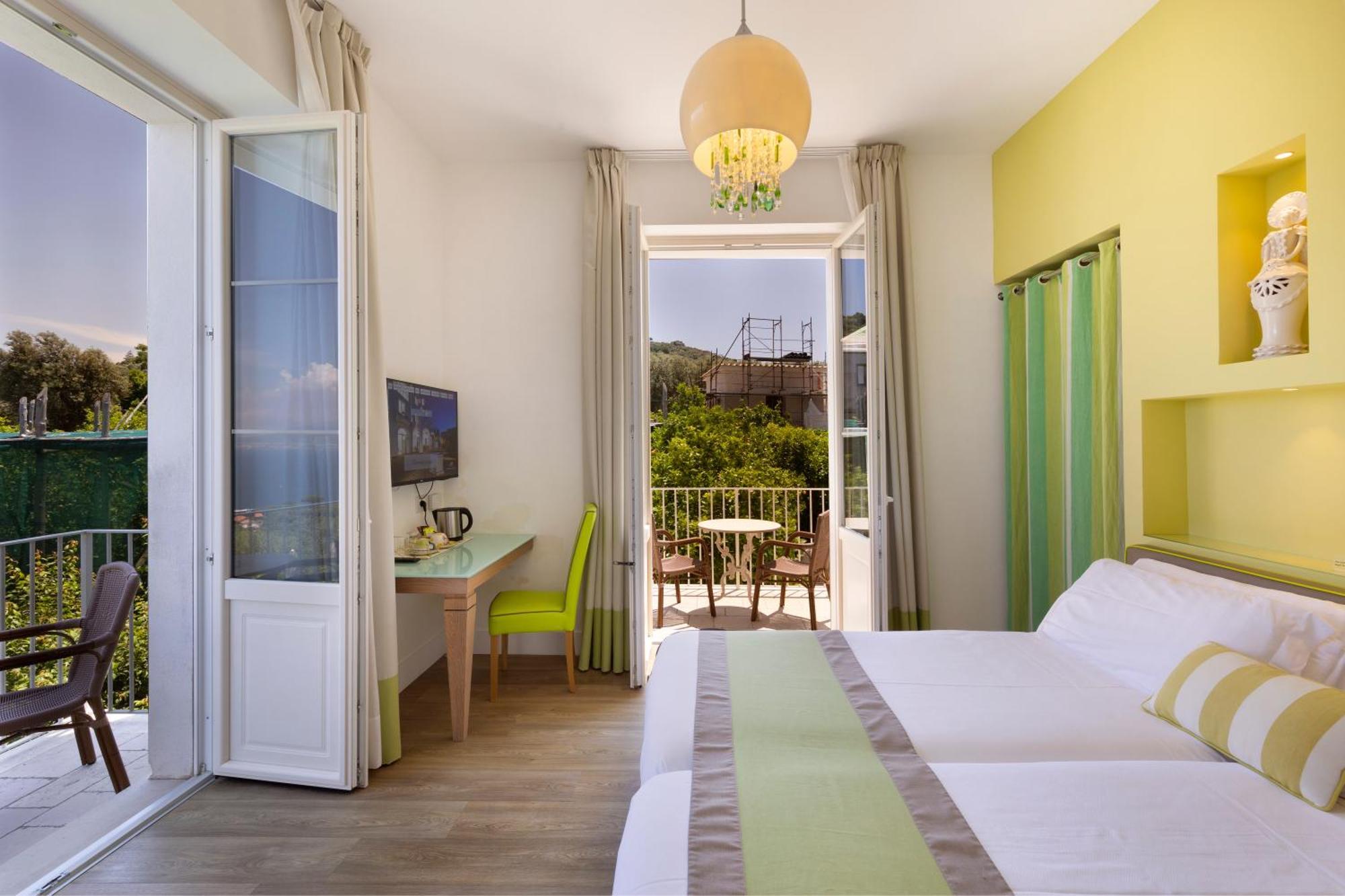 Relais Palazzo Del Barone (Adults Only) Hotell Sorrento Exteriör bild