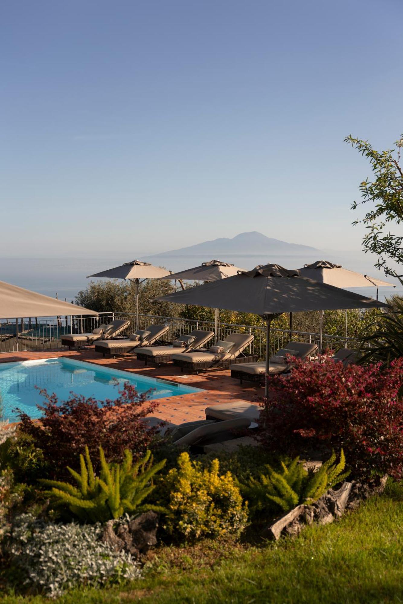 Relais Palazzo Del Barone (Adults Only) Hotell Sorrento Exteriör bild